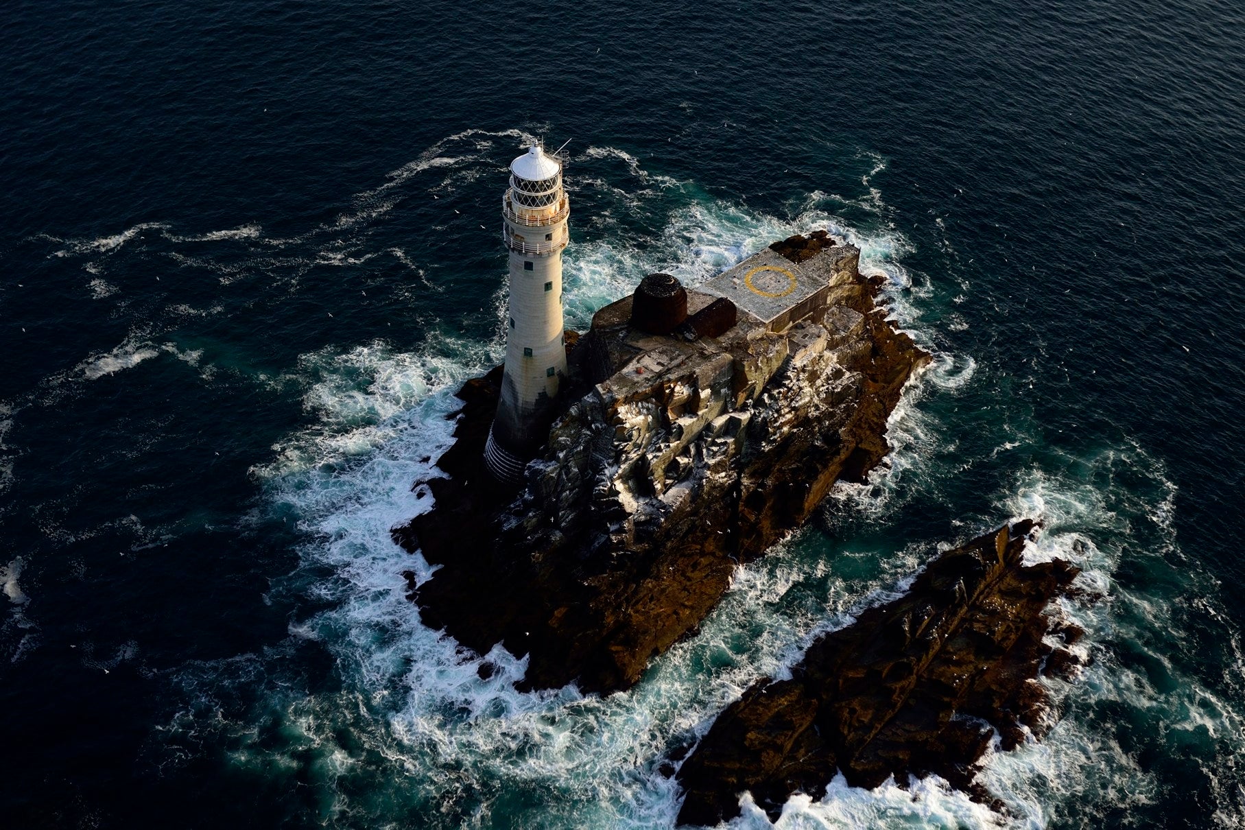 The Fastnet - A Bird's Perspective 1