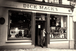 Dick Mac's pub in Dingle