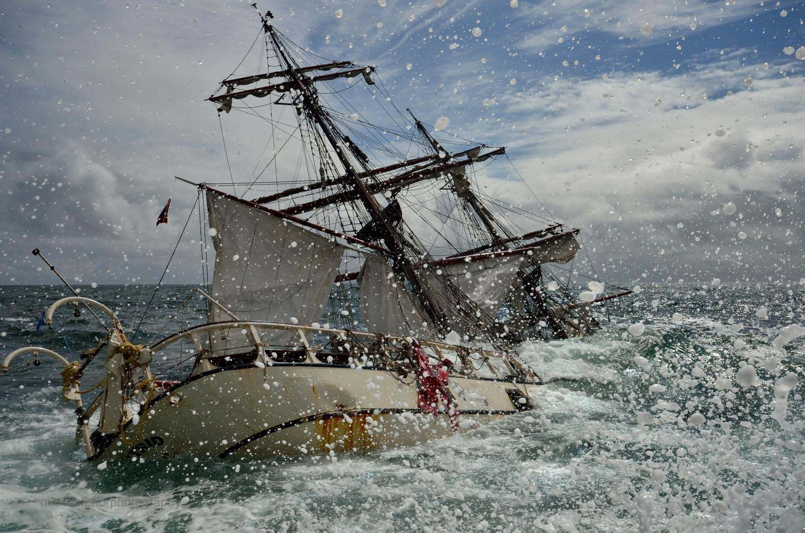 The Sinking Astrid With Sea Spray - Michael Prior Photography 