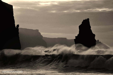 The Charging Wave - Michael Prior Photography 